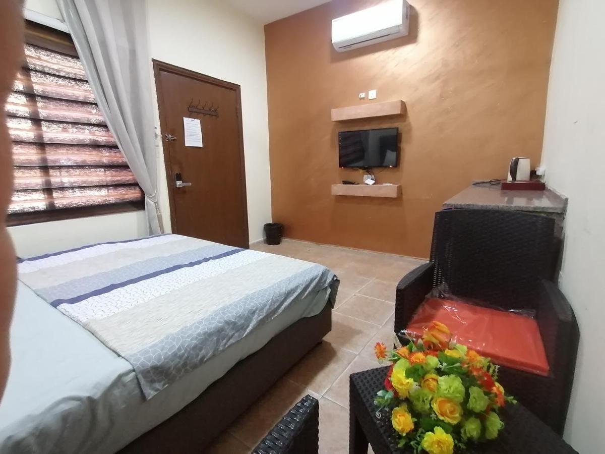 Relax House For Studio Rooms Apartment Aqaba Luaran gambar