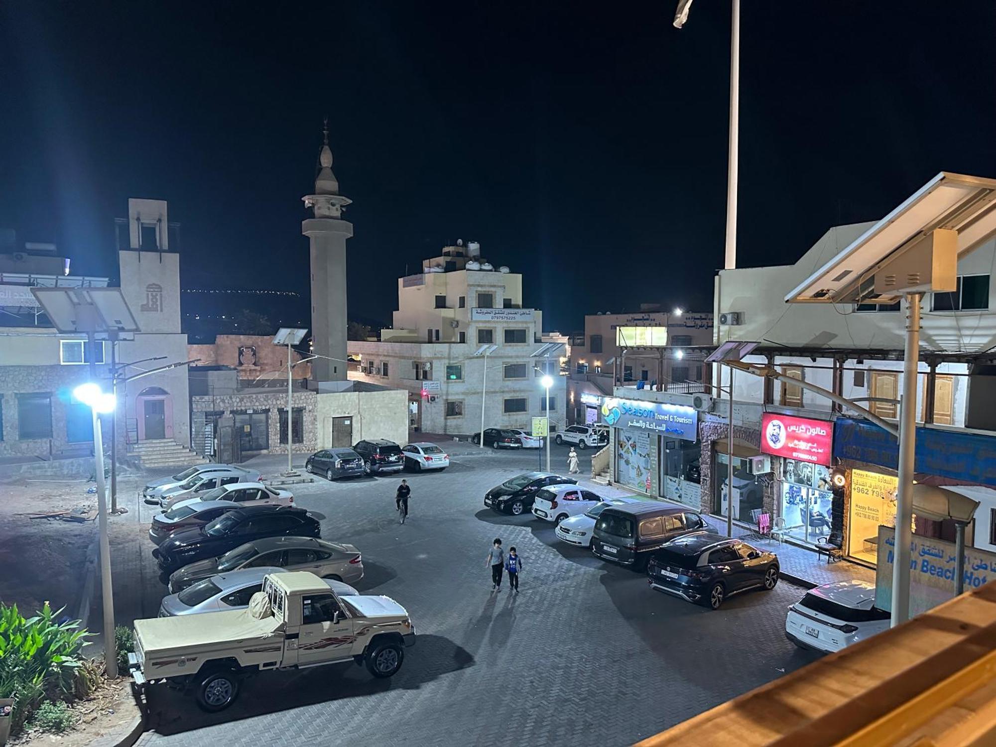 Relax House For Studio Rooms Apartment Aqaba Luaran gambar